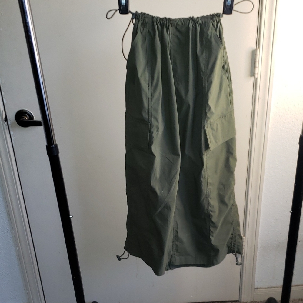 Almost Famous Green Maxi Skirt with Drawstring